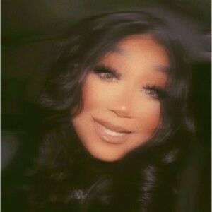 Meet your Posher, Kay